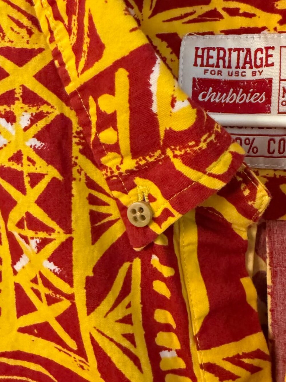 Chubbies Heritage Shirt Men XLarge Red NCAA USC Trojans Hawaiian Camp Polo Shirt - Picture 9 of 10